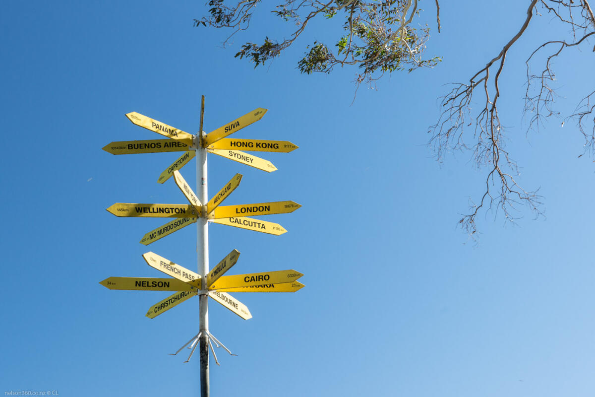 Kaiteriteri Kaka Point Reserve Signpost