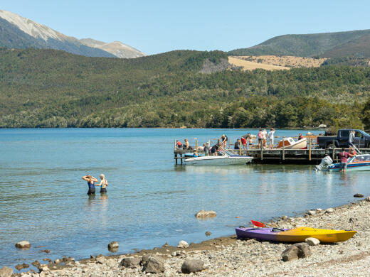Nelson Lake Rotoiti Summer Holidays