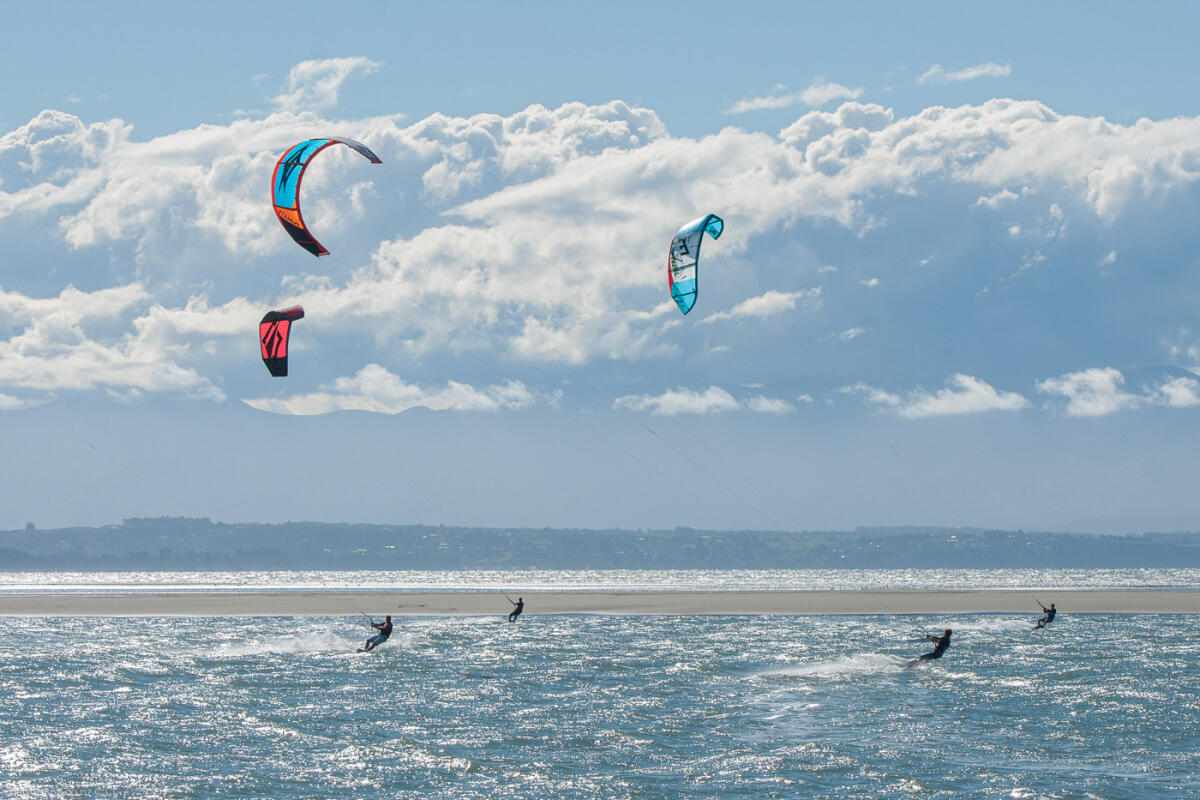 Tahunanui Kite Surfing Backchannel
