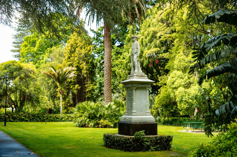 Queens Garden, Boer War Memorial , 