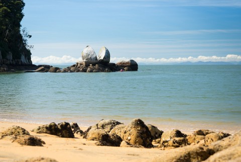 Split Apple Rock, Kaiteriteri, 